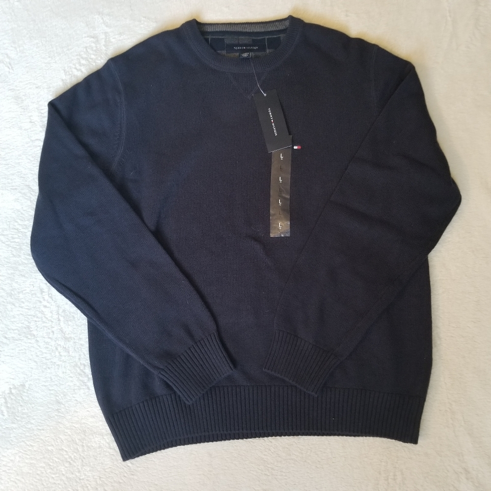 NWT Tommy Hilfiger Navy Crewneck